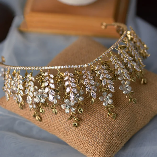 Haut de Gamme Doré Tiare Boucles D'Oreilles Bijoux Mariage 2020 Alliage Feuille Faux Diamant Mariage Accessorize