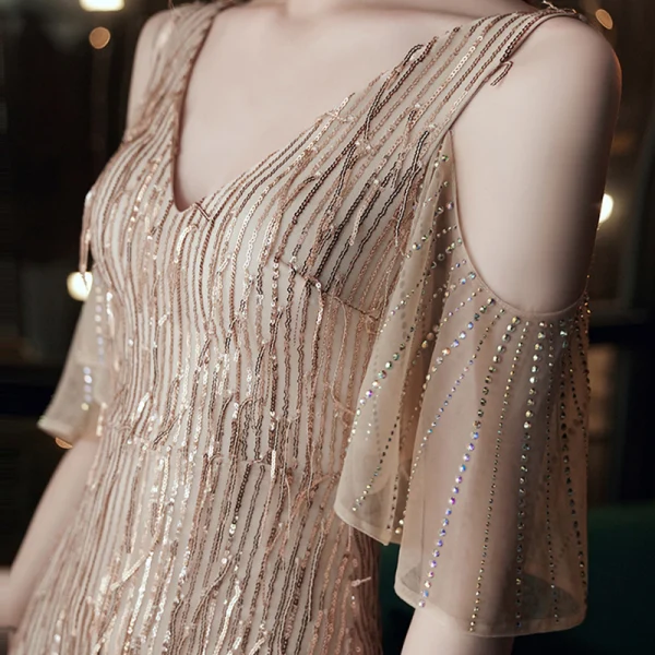 Chic / Belle Doré Robe De Soirée 2020 Trompette / Sirène V-Cou Manches Courtes Faux Diamant Paillettes Longue Dos Nu Robe De Ceremonie