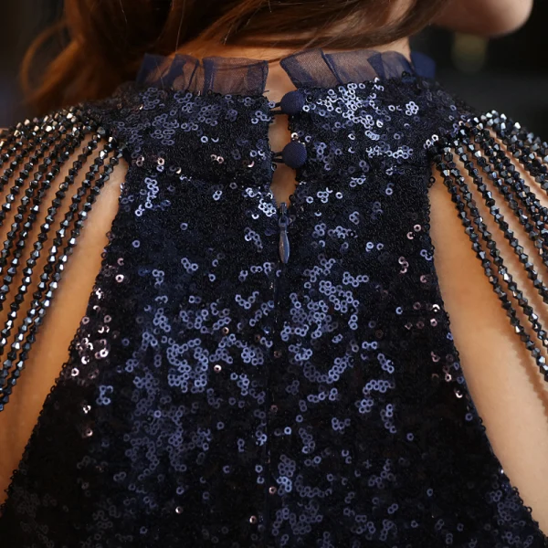 Scintillantes Bleu Marine Robe De Cocktail 2020 Princesse Encolure Dégagée Sans Manches Paillettes Perlage Asymétrique Robe De Ceremonie