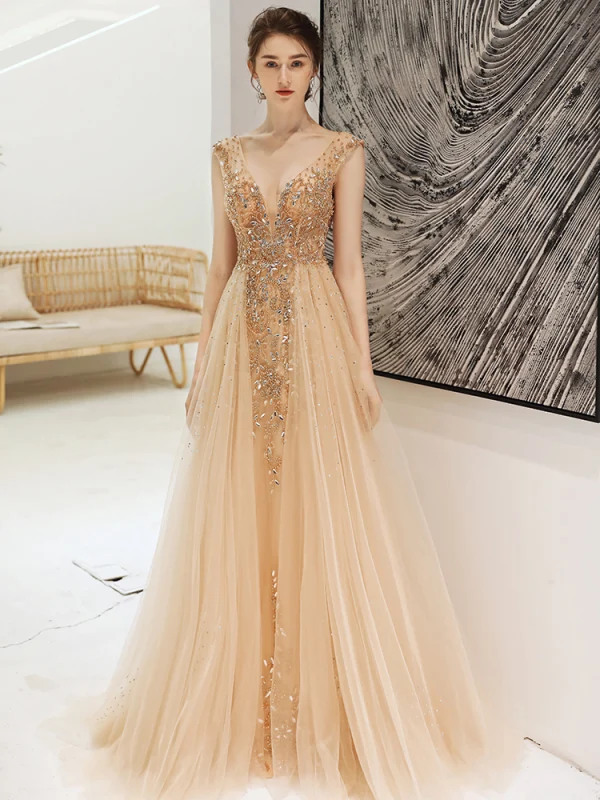 Sexy Champagne Col v profond Robe De Soirée 2020 Princesse Transparentes Sans Manches Faux Diamant Perlage Train De Balayage Dos Nu Volants Robe De Ceremonie