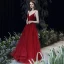 Sexy Bordeaux Robe De Bal 2020 Princesse Bretelles Spaghetti Col v profond Sans Manches Perlage Glitter Tulle Ceinture Longue Volants Dos Nu Robe De Ceremonie