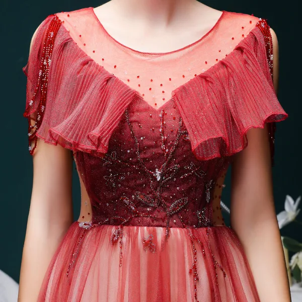 Meilleur Bordeaux Dégradé De Couleur Robe De Soirée 2020 Princesse Transparentes Encolure Dégagée Manches Courtes Perlage Glitter Tulle Train De Balayage Volants Dos Nu Robe De Ceremonie