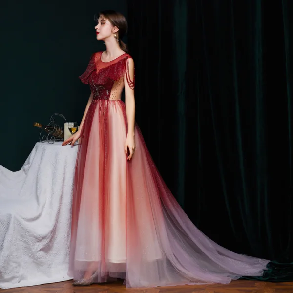 Meilleur Bordeaux Dégradé De Couleur Robe De Soirée 2020 Princesse Transparentes Encolure Dégagée Manches Courtes Perlage Glitter Tulle Train De Balayage Volants Dos Nu Robe De Ceremonie