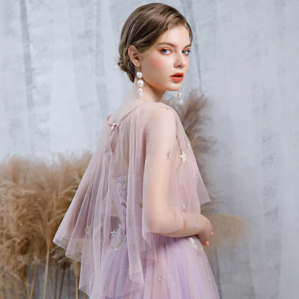 Élégant Lavande Robe De Bal Avec Châle 2020 Princesse Bretelles Spaghetti Sans Manches Perlage Glitter Tulle Longue Volants Dos Nu Robe De Ceremonie