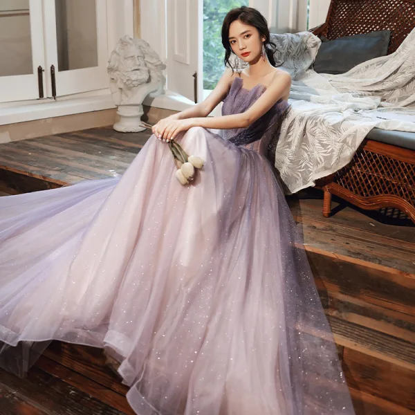 Elegant Lavendel Selskapskjoler 2020 Prinsesse Kjæreste Uten Ermer Beading Glitter Tyll Feie Tog Ryggløse Formelle Kjoler