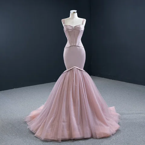 Gama Alta Rosa Clara Alfombra roja Vestidos de noche 2020 Trumpet / Mermaid Hombros Sin Mangas Rebordear Colas De Barrido Ruffle Sin Espalda Vestidos Formales