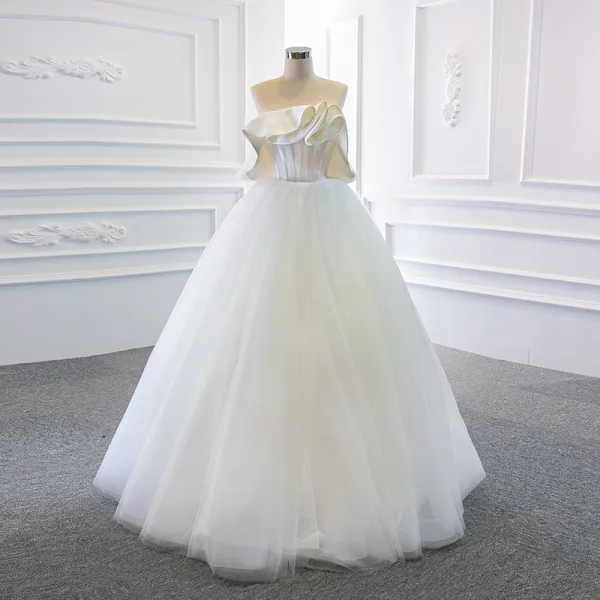 Modest / Simple White Satin Bridal Wedding Dresses 2020 Ball Gown Strapless Sleeveless Backless Floor-Length / Long Ruffle