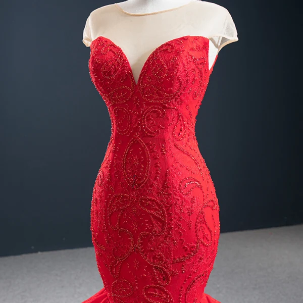 Luxe Rouge Tapis rouge Robe De Soirée 2020 Trompette / Sirène Transparentes Encolure Dégagée Sans Manches Perlage Train De Balayage Volants Dos Nu Robe De Ceremonie