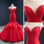 Luxe Rouge Tapis rouge Robe De Soirée 2020 Trompette / Sirène Transparentes Encolure Dégagée Sans Manches Perlage Train De Balayage Volants Dos Nu Robe De Ceremonie