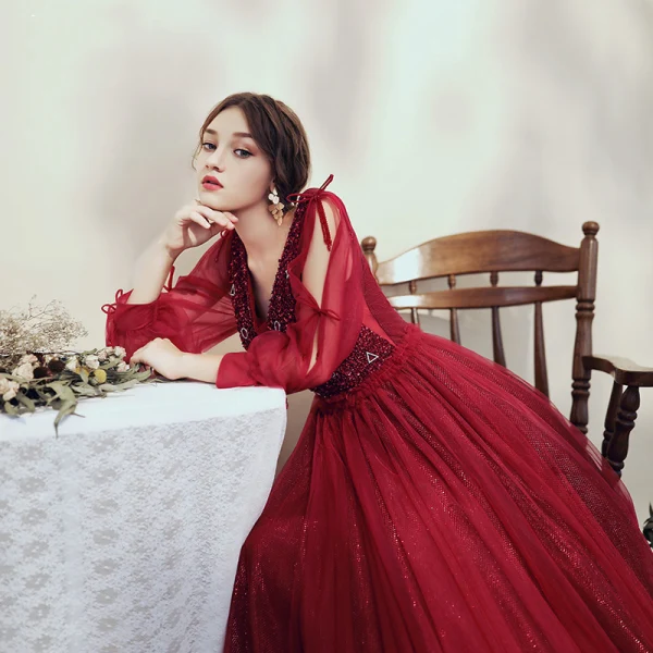 Victorian Style Burgundy Evening Dresses  2020 Ball Gown V-Neck Puffy Long Sleeve Beading Glitter Tulle Floor-Length / Long Backless Formal Dresses