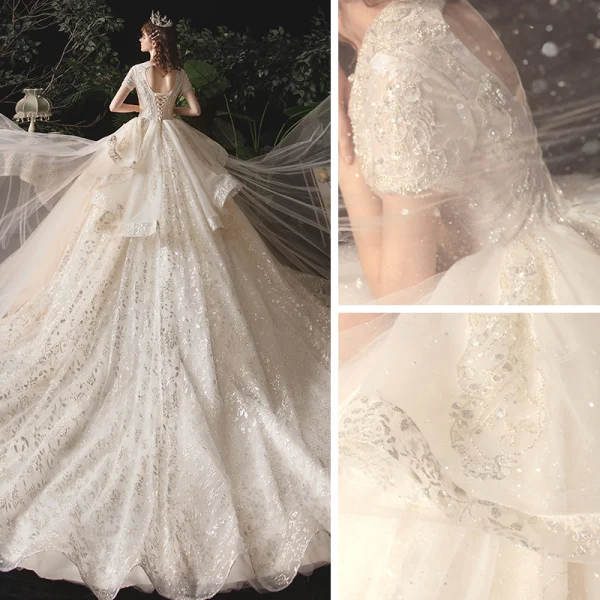 Vintage / Originale Ivoire La Mariée Robe De Mariée 2020 Robe Boule V-Cou Manches Courtes Dos Nu Perlage Appliques Glitter Cathedral Train Volants