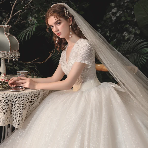 Vintage / Retro Ivory Bridal Wedding Dresses 2020 Ball Gown V-Neck Short Sleeve Backless Beading Glitter Tulle Sash Chapel Train Ruffle