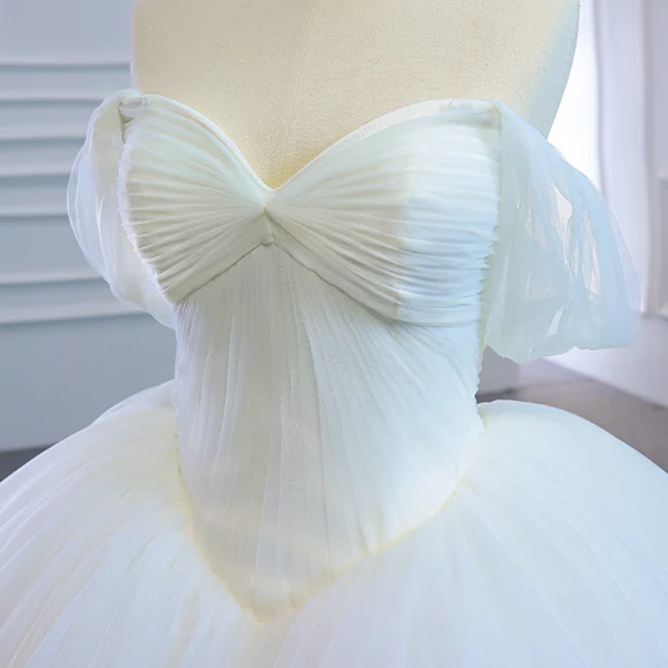 Modest / Simple White Bridal Wedding Dresses 2020 Ball Gown Off-The-Shoulder Short Sleeve Backless Court Train Ruffle
