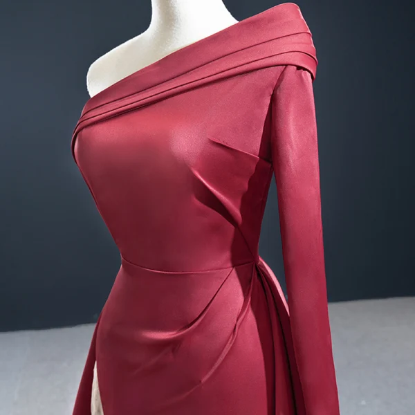Schlicht Burgunderrot Satin Roter Teppich Abendkleider 2020 A Linie One-Shoulder Lange Ärmel Gespaltete Front Hof-Schleppe Rückenfreies Festliche Kleider