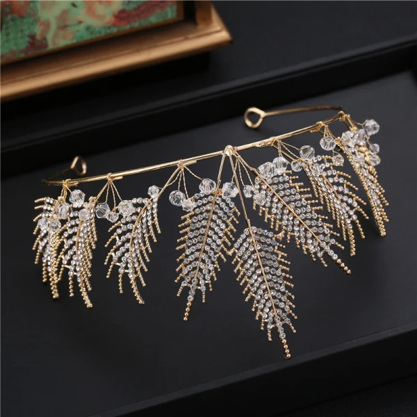 Traditional Gold Tiara Bridal Hair Accessories 2020 Alloy Rhinestone Wedding Accessories