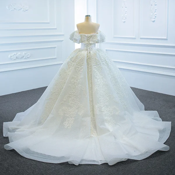 Luxury / Gorgeous White Bridal Wedding Dresses 2020 Ball Gown Off-The-Shoulder Short Sleeve Backless Glitter Tulle Beading Appliques Lace Chapel Train Ruffle