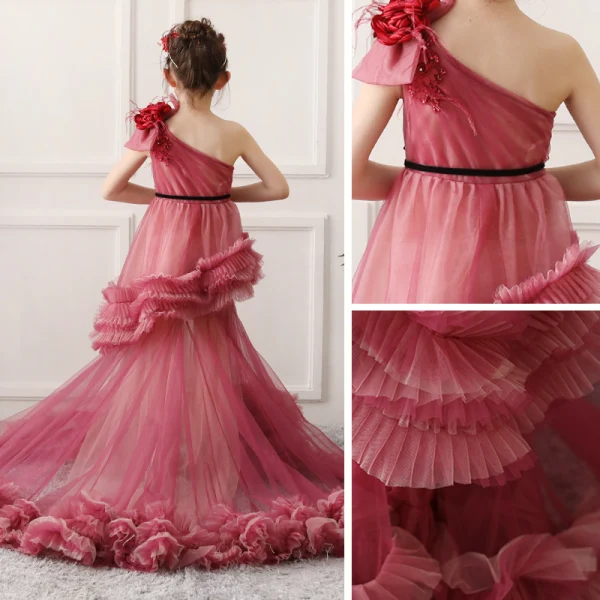 Étourdissant Rouge Anniversaire Robe Ceremonie Fille 2020 Princesse Une épaule Sans Manches Dos Nu Appliques Fleur Perlage Plumes Tribunal Train Volants
