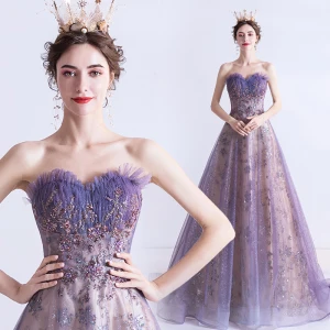Elegant Purple Selskapskjoler 2020 Prinsesse Kjæreste Uten Ermer Beading Paljetter Glitter Tyll Feie Tog Buste Ryggløse Formelle Kjoler