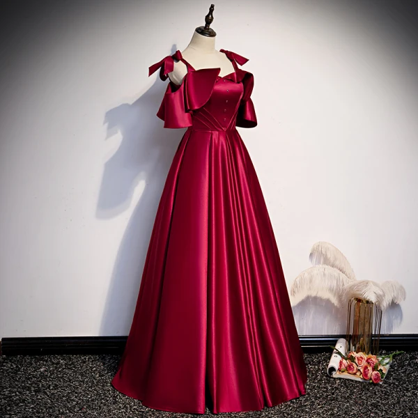 Simple Bordeaux Satin De Fiançailles Robe De Soirée 2020 Princesse Bretelles Spaghetti Manches Courtes Longue Volants Dos Nu Robe De Ceremonie