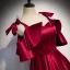 Simple Bordeaux Satin De Fiançailles Robe De Soirée 2020 Princesse Bretelles Spaghetti Manches Courtes Longue Volants Dos Nu Robe De Ceremonie