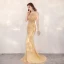 Haut de Gamme Doré Robe De Soirée 2020 Trompette / Sirène Transparentes Encolure Dégagée Manches Courtes Fait main Faux Diamant Perlage Train De Balayage Robe De Ceremonie