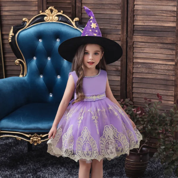 Mode Schwarz Halloween Blumenmädchenkleider 2020 Ballkleid Rundhalsausschnitt Ärmellos Applikationen Spitze Stoffgürtel Kurze Rüschen