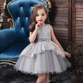 Lovely Grey Birthday Flower Girl Dresses 2020 Ball Gown Scoop Neck Sleeveless Appliques Lace Bow Sash Short Ruffle