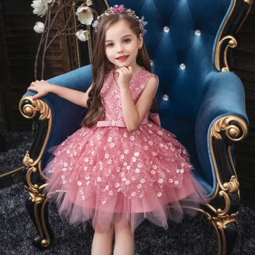 Abordable Rose Bonbon Anniversaire Robe Ceremonie Fille 2020 Robe Boule Encolure Dégagée Sans Manches Appliques En Dentelle Fleur Perlage Perle Courte Volants