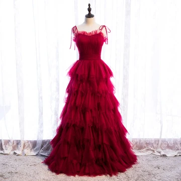 Simple Bordeaux Robe De Bal 2020 Princesse Bretelles Spaghetti Sans Manches Longue Volants En Cascade Dos Nu Robe De Ceremonie