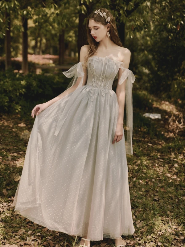 Elegant Grey Evening Dresses  2020 A-Line / Princess Off-The-Shoulder Short Sleeve Beading Spotted Tulle Floor-Length / Long Ruffle Backless Formal Dresses