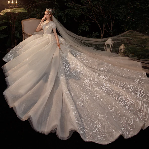 Vintage / Retro Champagne Bridal Wedding Dresses 2020 Ball Gown V-Neck Short Sleeve Backless Appliques Lace Beading Glitter Tulle Cathedral Train Ruffle