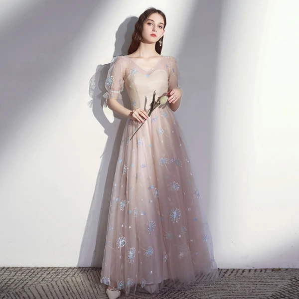 Elegant Champagne Bridesmaid Dresses 2020 A-Line / Princess Backless Appliques Lace Floor-Length / Long Ruffle
