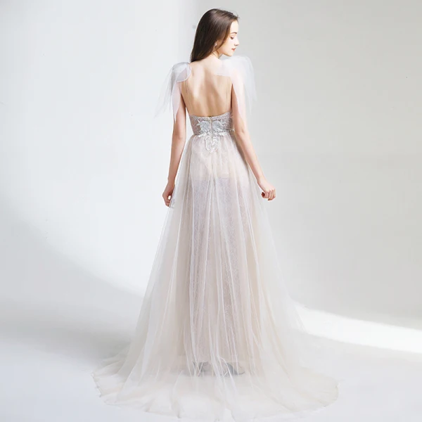 Erschwinglich Champagner Sommer Strand Brautkleider / Hochzeitskleider 2020 A Linie Spaghettiträger Ärmellos Applikationen Spitze Rückenfreies Gespaltete Front Sweep / Pinsel Zug Rüschen