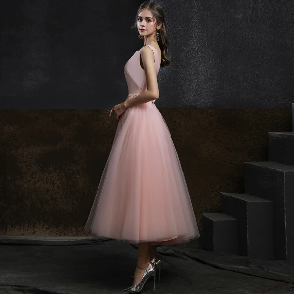 Classic Blushing Pink Satin Homecoming Graduation Dresses 2020 A-Line / Princess Scoop Neck Sleeveless Beading Sash Tea-length Backless Formal Dresses
