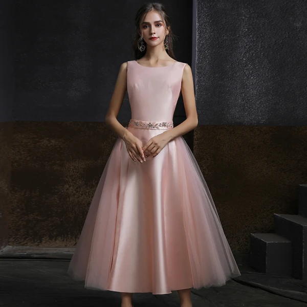 Classic Blushing Pink Satin Homecoming Graduation Dresses 2020 A-Line / Princess Scoop Neck Sleeveless Beading Sash Tea-length Backless Formal Dresses