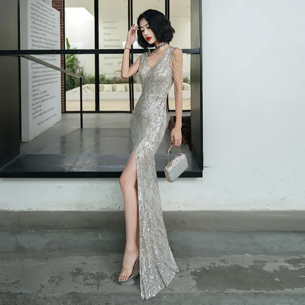 Sparkly Silver Sequins Evening Dresses  2020 Trumpet / Mermaid V-Neck Sleeveless Split Front Floor-Length / Long Backless Formal Dresses