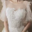 Erschwinglich Ivory / Creme Strand Brautkleider / Hochzeitskleider 2020 A Linie Durchsichtige Rundhalsausschnitt Kurze Ärmel Rückenfreies Star Applikationen Spitze Lange Rüschen