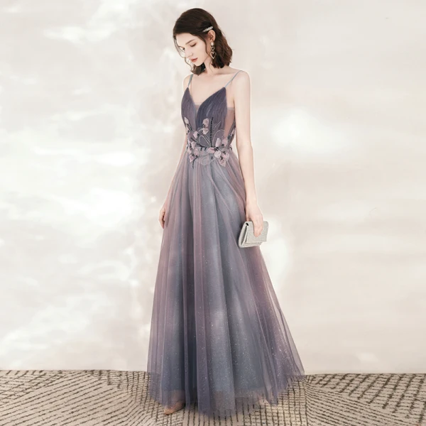 Charmant Violet Robe De Soirée 2020 Princesse Bretelles Spaghetti Sans Manches Appliques En Dentelle Perlage Glitter Tulle Longue Volants Dos Nu Robe De Ceremonie