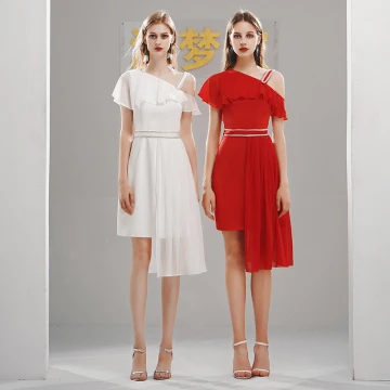 Chic Belle Chiffon De Retour Robe De Graduation 2020 Une Épaule Manches Courtes Ceinture Asymétrique Volants Robe De Ceremonie