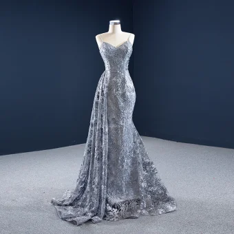 Haut De Gamme Gris Tapis Rouge Robe De Soirée 2020 Trompette Sirène Bretelles Spaghetti Sans Manches Appliques En Dentelle Perlage Perle Train De Balayage Volants Dos Nu