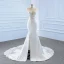 High End Weiß Satin Hochzeits Brautkleider / Hochzeitskleider 2020 Meerjungfrau Tiefer V-Ausschnitt Ärmellos Rückenfreies Applikationen Spitze Perlenstickerei Gespaltete Front Hof-Schleppe