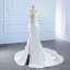 High End Weiß Satin Hochzeits Brautkleider / Hochzeitskleider 2020 Meerjungfrau Tiefer V-Ausschnitt Ärmellos Rückenfreies Applikationen Spitze Perlenstickerei Gespaltete Front Hof-Schleppe