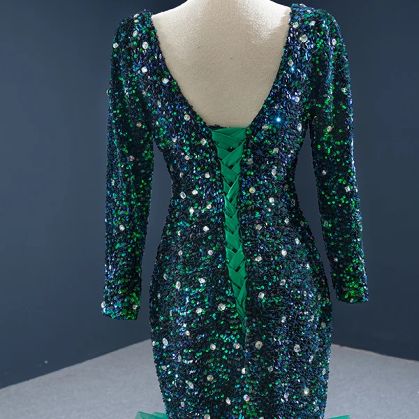Luxe Vert Foncé Tapis rouge Robe De Soirée 2020 Trompette / Sirène Transparentes Col v profond Manches Longues Faux Diamant Paillettes Train De Balayage Volants en Cascade Dos Nu Robe De Ceremonie