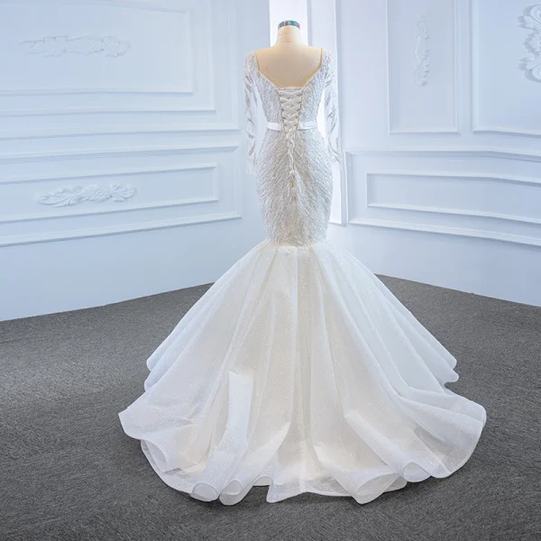 High End Weiß Durchsichtige Hochzeits Brautkleider / Hochzeitskleider 2020 Meerjungfrau Rundhalsausschnitt Lange Ärmel Rückenfreies Stoffgürtel Applikationen Spitze Perlenstickerei Glanz Tülle