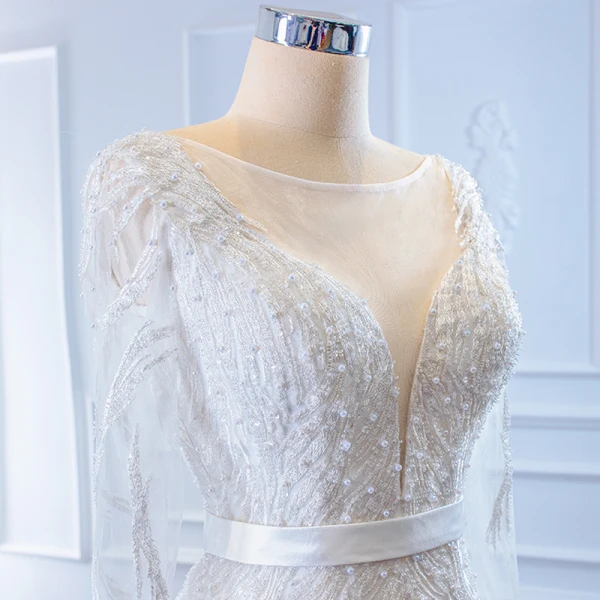 High End Weiß Durchsichtige Hochzeits Brautkleider / Hochzeitskleider 2020 Meerjungfrau Rundhalsausschnitt Lange Ärmel Rückenfreies Stoffgürtel Applikationen Spitze Perlenstickerei Glanz Tülle