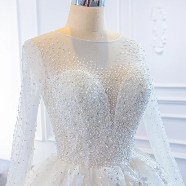 Luxe Blanche Transparentes La Mariée Robe De Mariée 2020 Robe Boule Encolure Dégagée Manches Longues Dos Nu Appliques Fleur Fait main Perlage Train De Balayage Volants