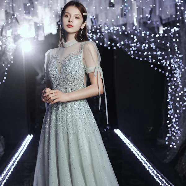 Haut de Gamme Argenté Transparentes Dansant Robe De Bal 2020 Princesse Col Haut Gonflée Manches Courtes Paillettes Perlage Faux Diamant Longue Volants Dos Nu Robe De Ceremonie