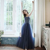 Élégant Bleu Marine Dansant Robe De Bal 2020 Princesse Bretelles Spaghetti Sans Manches Perlage Longue Volants Dos Nu Robe De Ceremonie