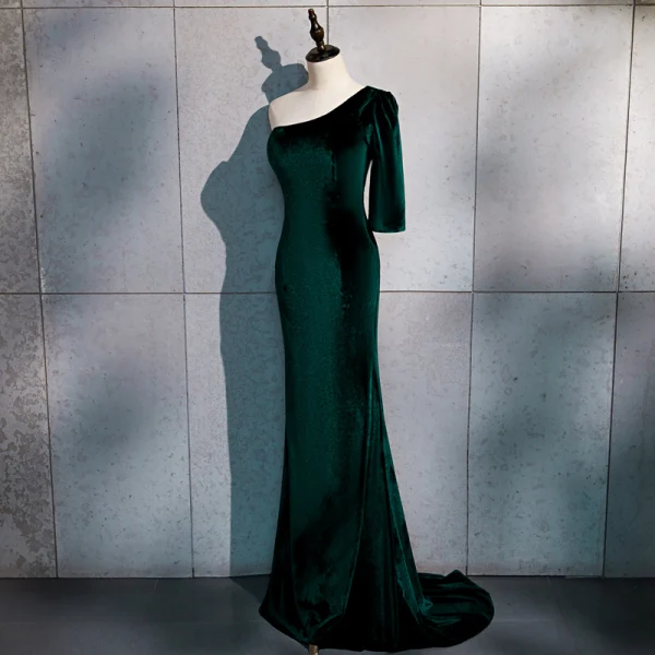Erschwinglich Dunkelgrün Velour Abendkleider 2020 Meerjungfrau One-Shoulder 1/2 Ärmel Sweep / Pinsel Zug Rückenfreies Festliche Kleider