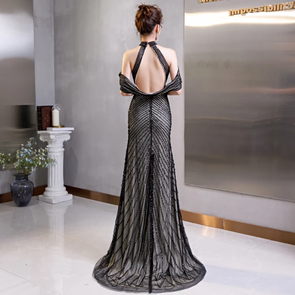High End Schwarz Abendkleider 2020 Meerjungfrau Stehkragen Kurze Ärmel Perlenstickerei Gespaltete Front Sweep / Pinsel Zug Rückenfreies Festliche Kleider
